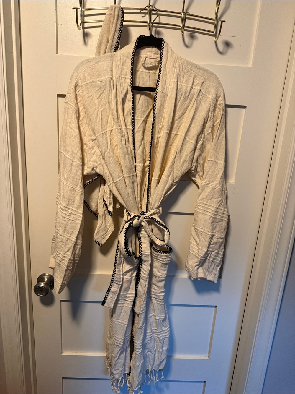 Women's Cream Robe with Black Trim - Lightweight Bath & Sleep Wrap